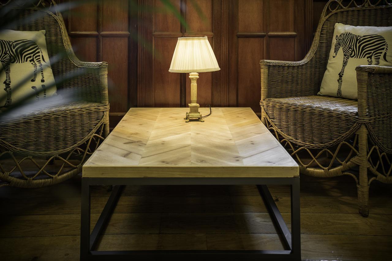 Hotel Lopez De Haro Bilbao Exterior photo A table made from a slab of kauri wood